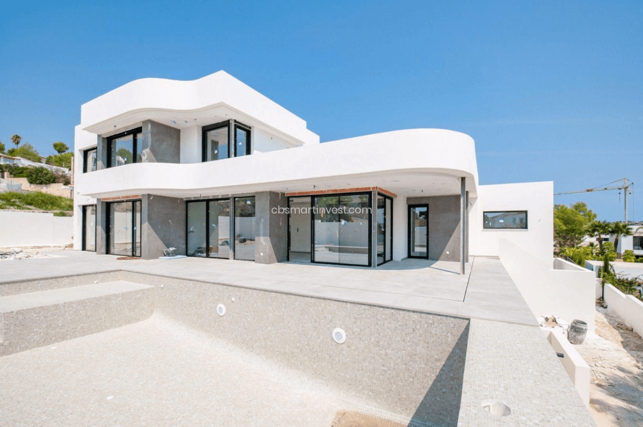 ¡En construcción! Villa de lujo con vistas al mar