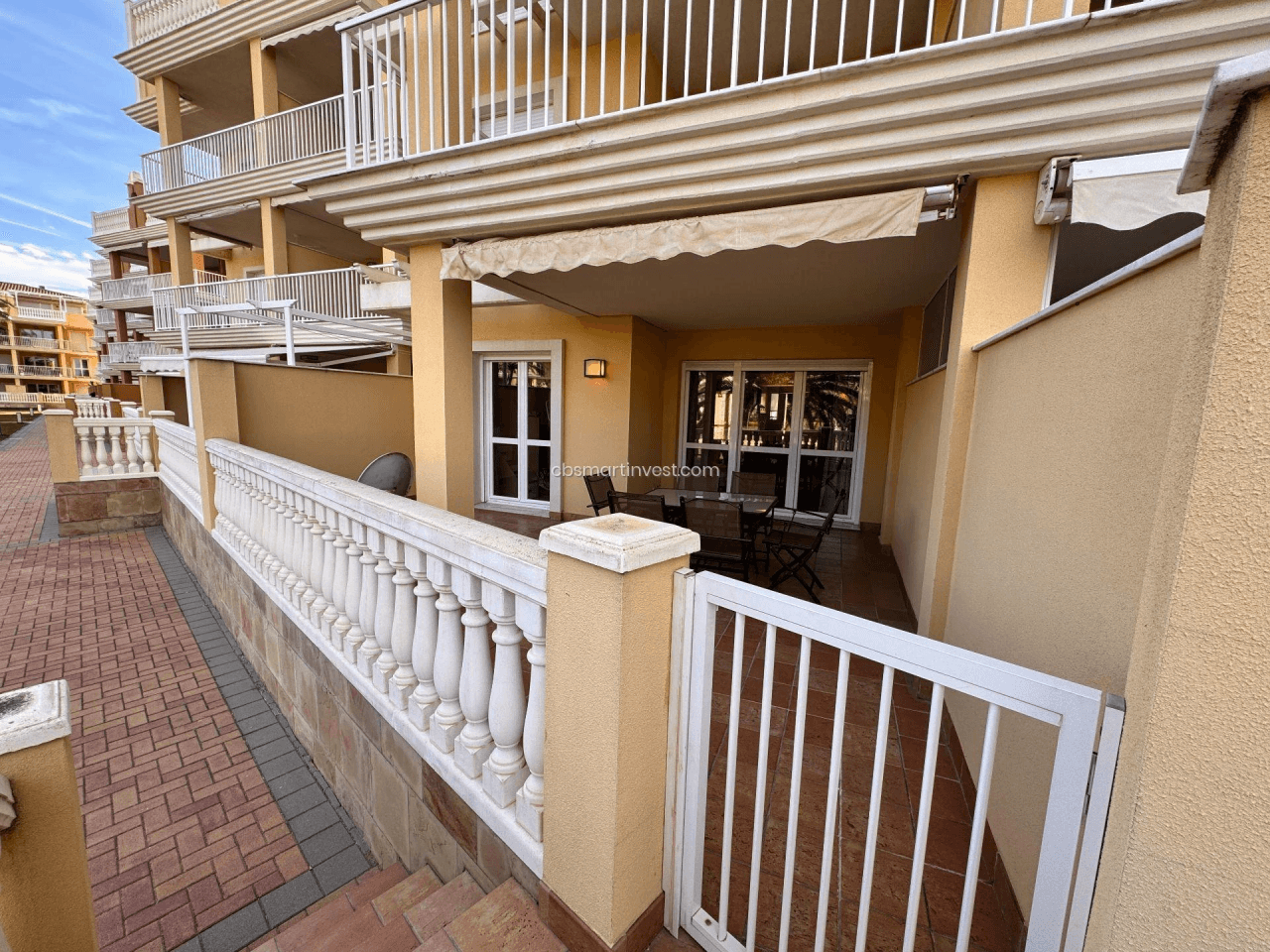 Apartamento en primera linea de playa en Las Marinas, Dénia