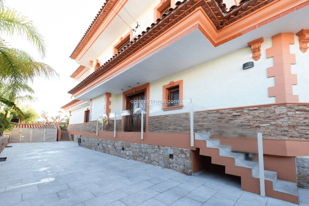 Amplia villa con comodidades excepcionales