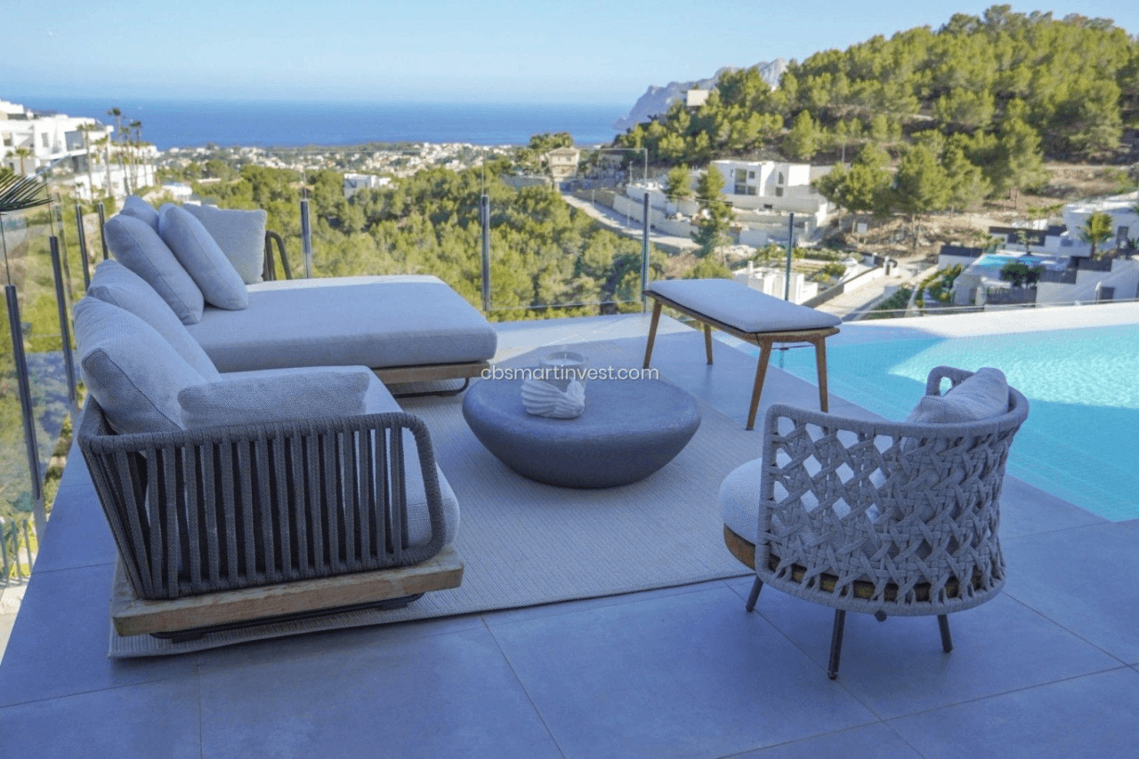 Impresionante villa moderna con vistas al mar