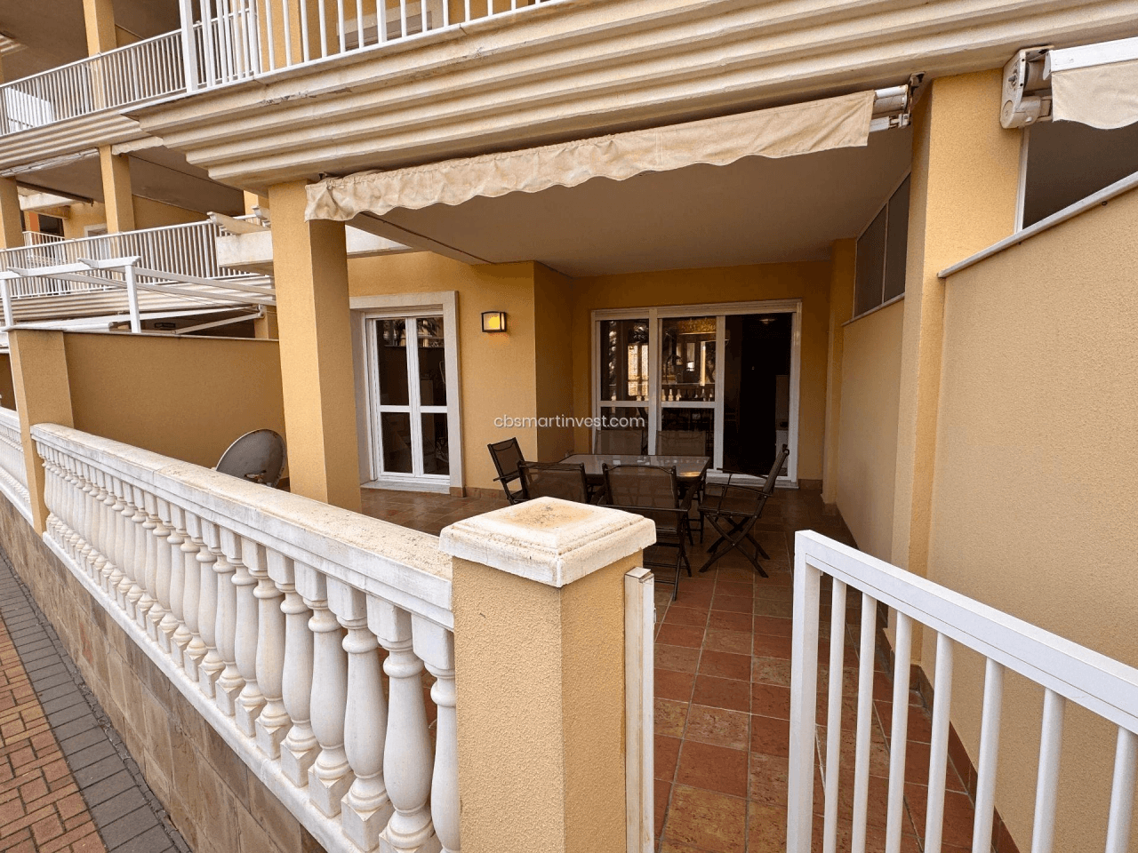 Apartamento en primera linea de playa en Las Marinas, Dénia