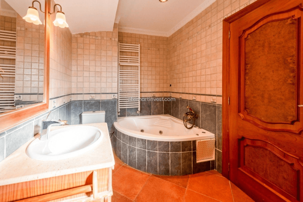 Amplia villa con comodidades excepcionales