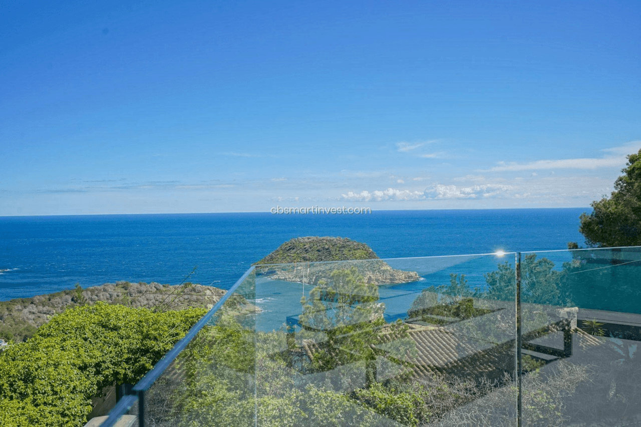 Fantástica villa de lujo con vistas panorámicas al mar