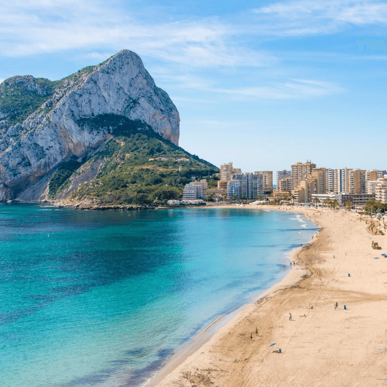 Villa moderna con impresionantes vistas al mar, al Peñón de Ifach y a la montaña