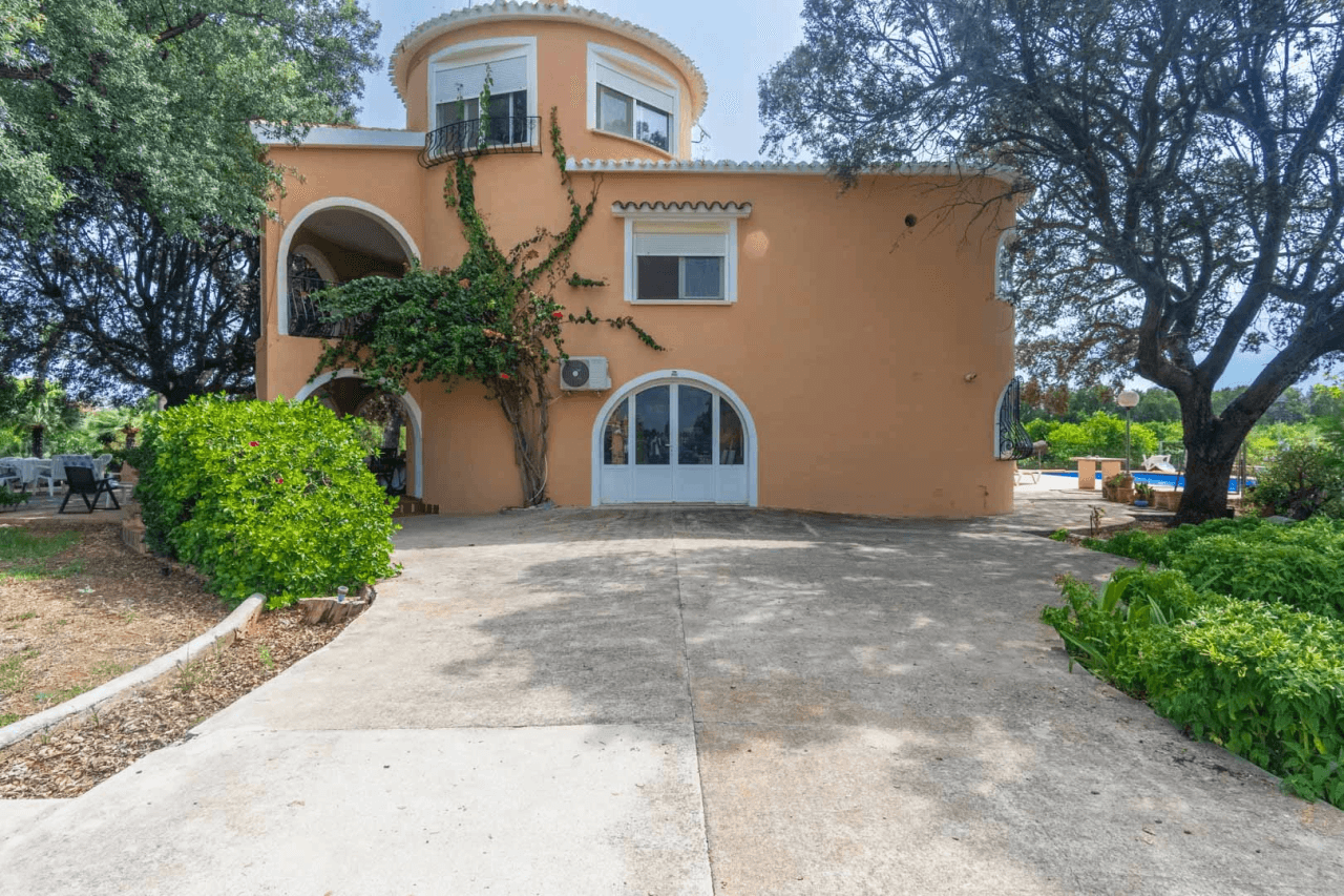 Chalet/Villa en venta en Denia