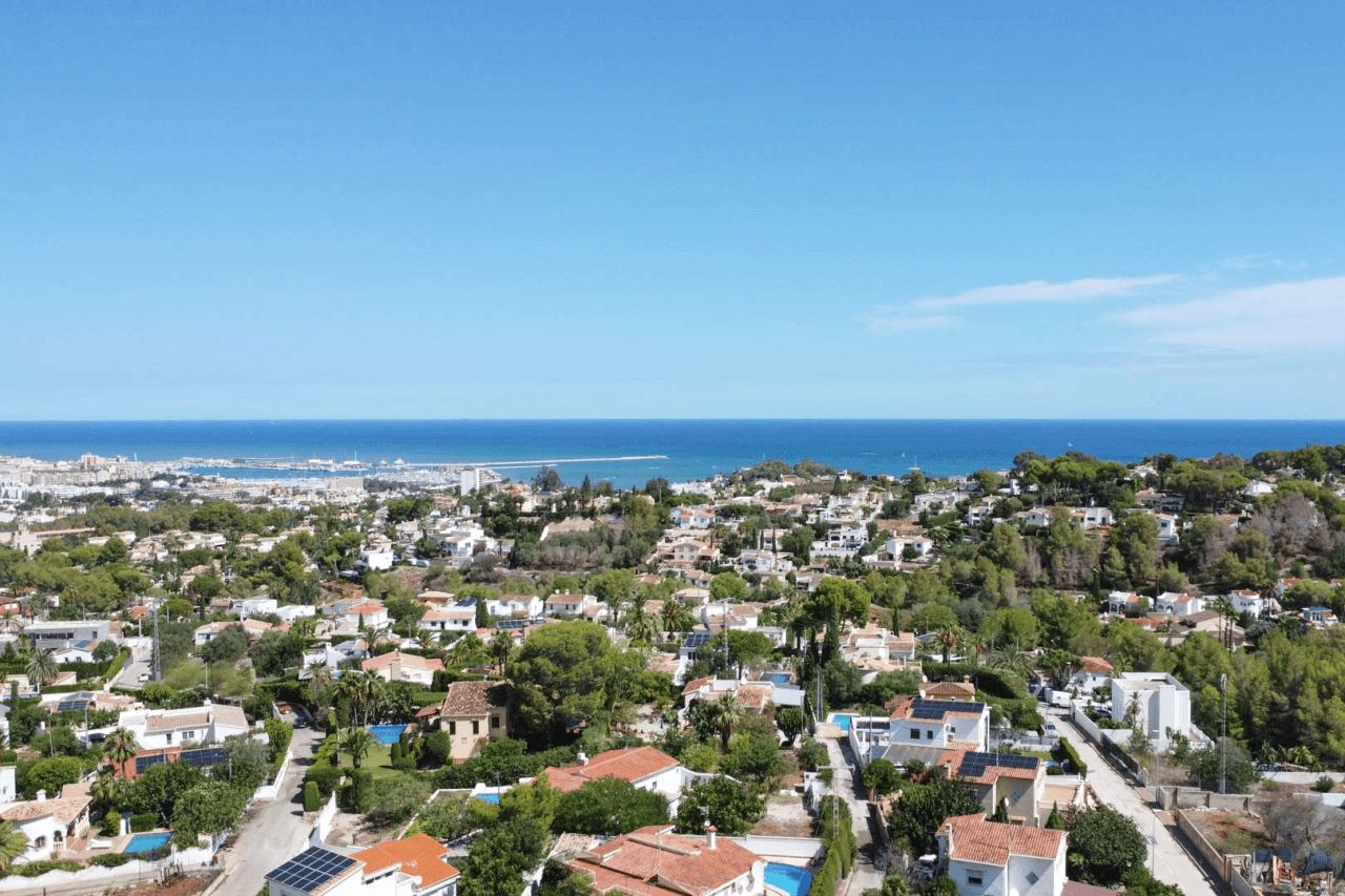 Land en venta en Denia