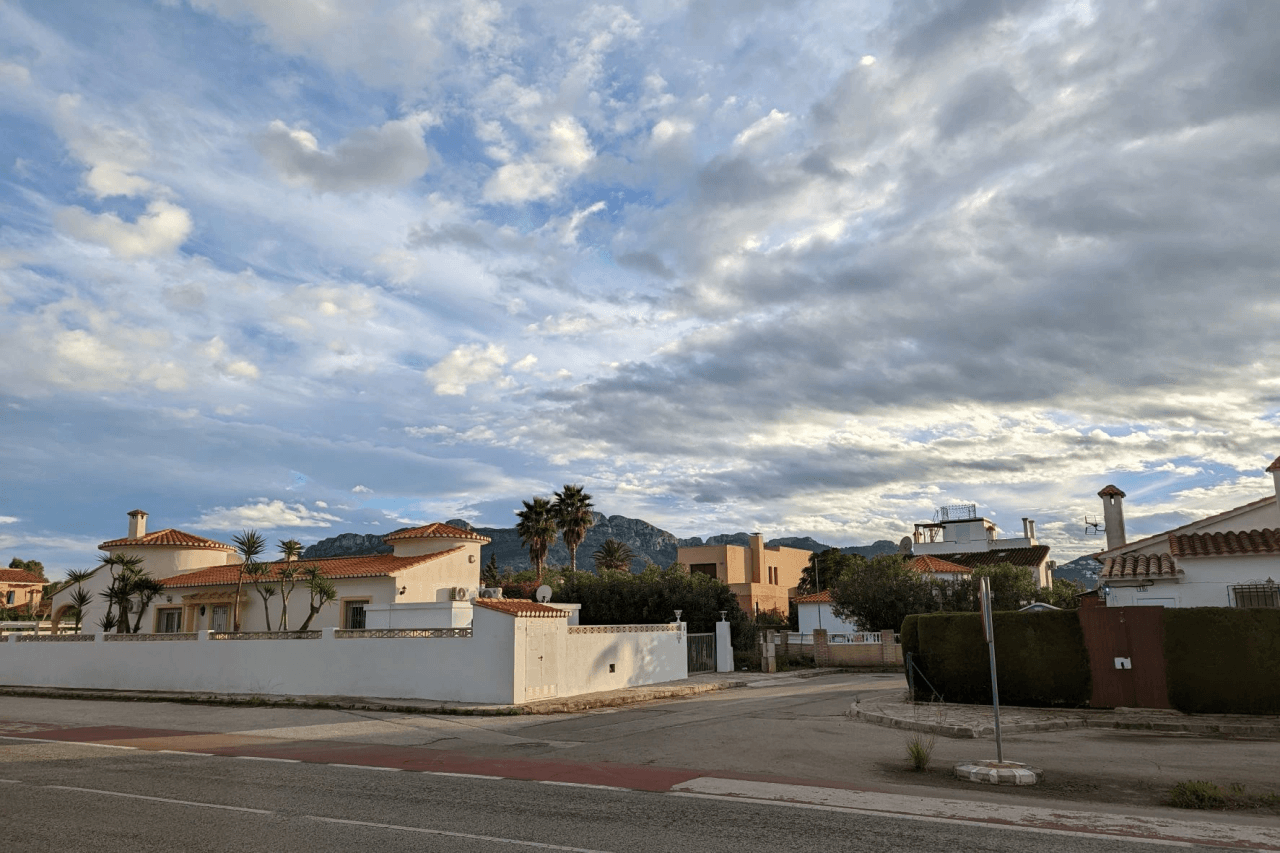 Land en venta en Denia