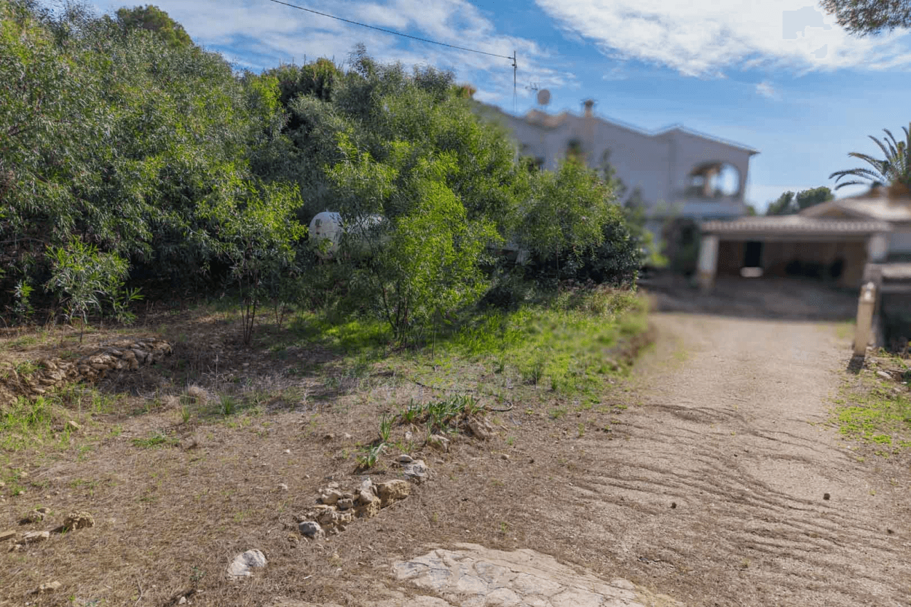 Land en venta en Moraira
