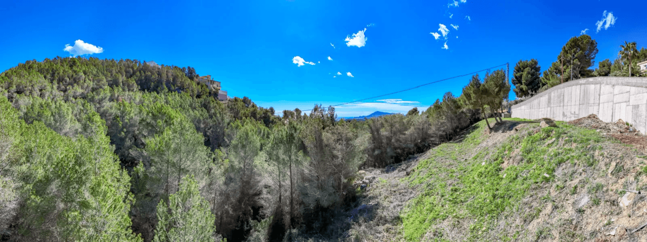 Land en venta en Altea