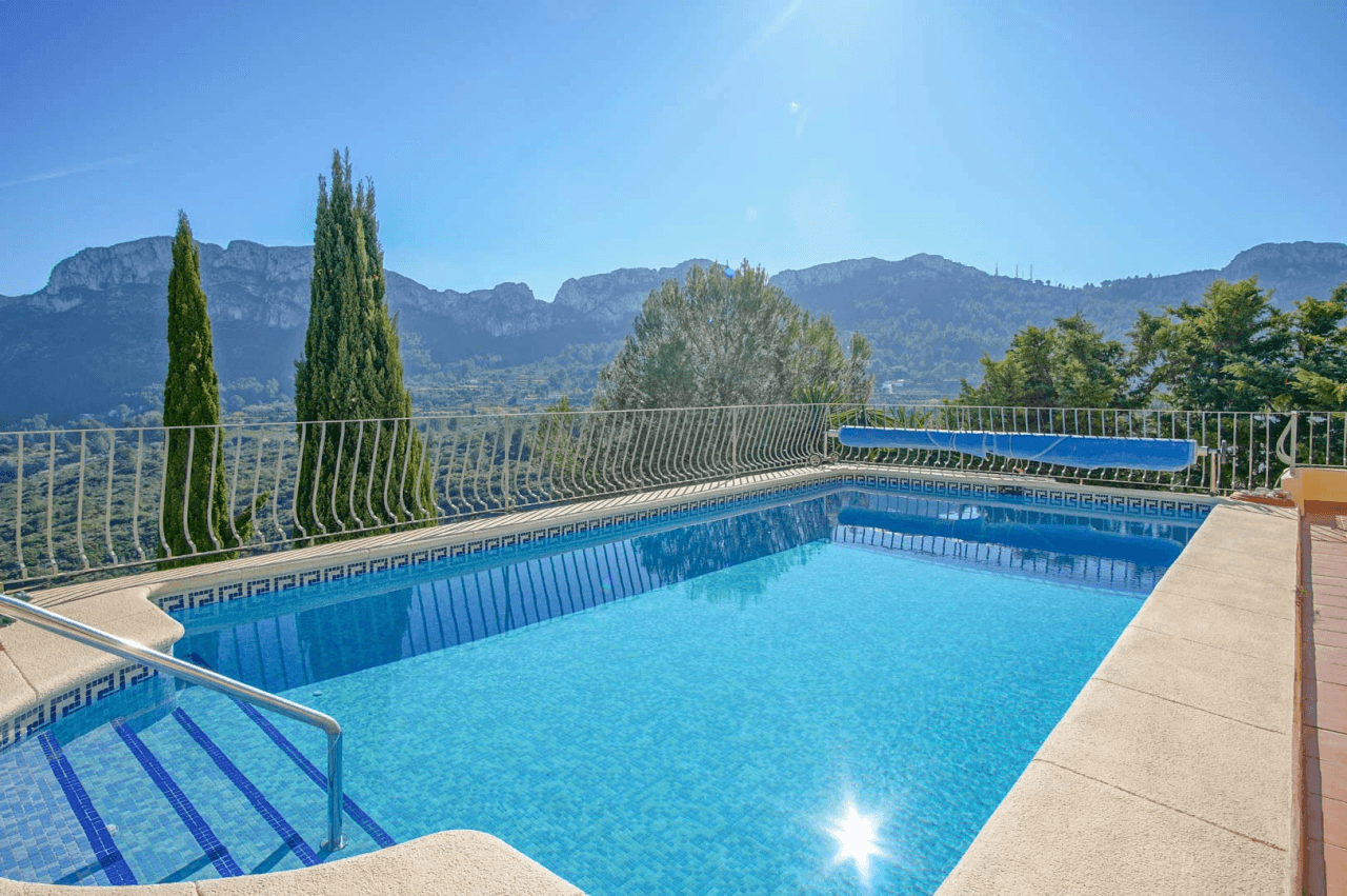 Chalet/Villa en venta en Pego