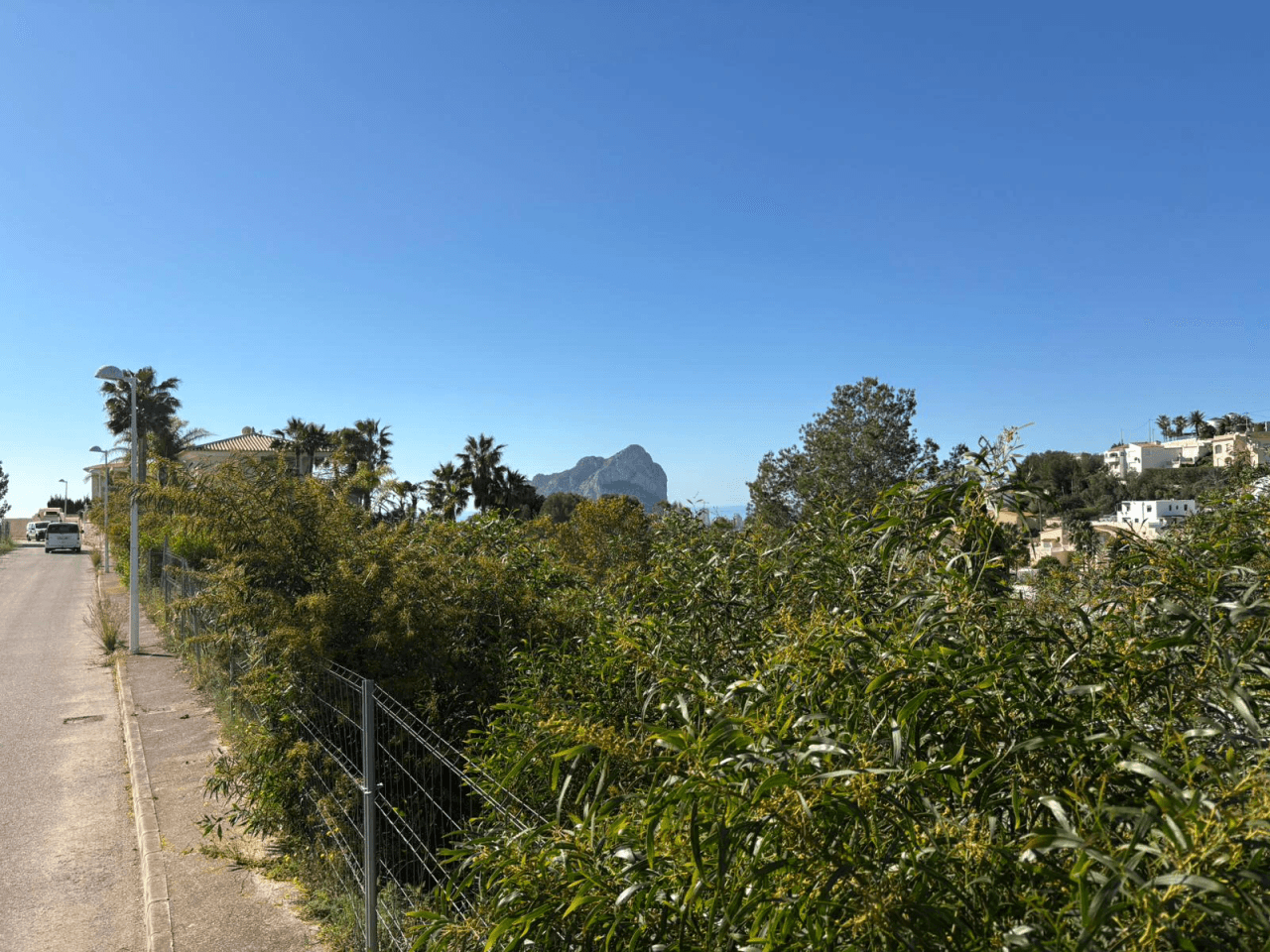 Parcela con vistas al mar en Calpe