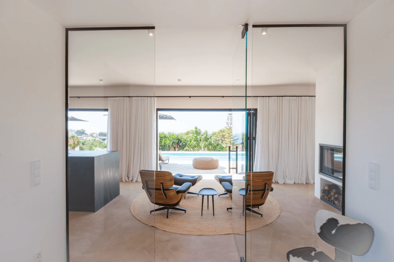 Moderna villa de lujo con vistas al mar en venta en Moraira