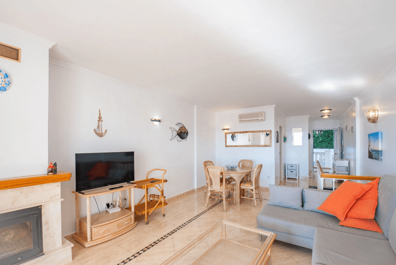Encantador apartamento con impresionantes vistas al mar en Moraira