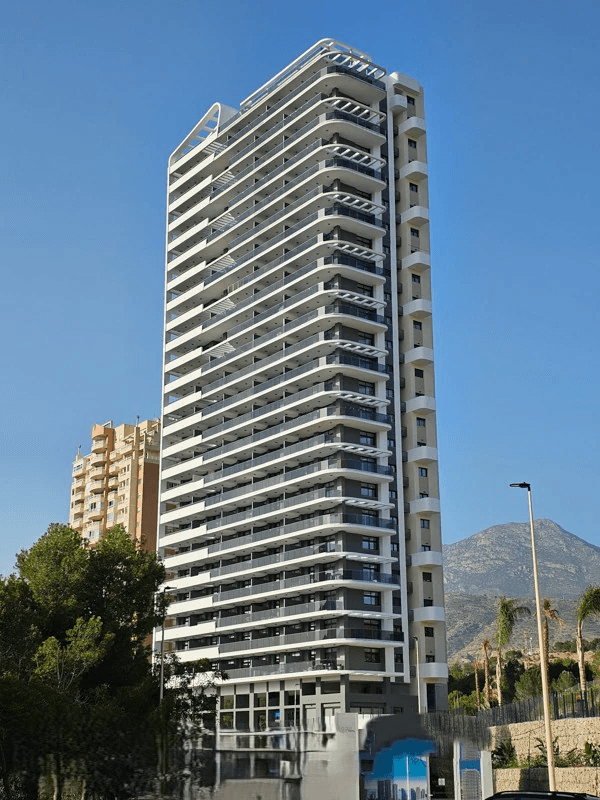 Apartamentos de obra nueva con excelentes zonas comunes en Benidorm