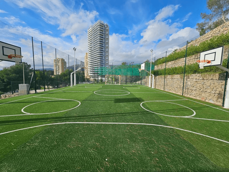 Apartamentos de obra nueva con excelentes zonas comunes en Benidorm