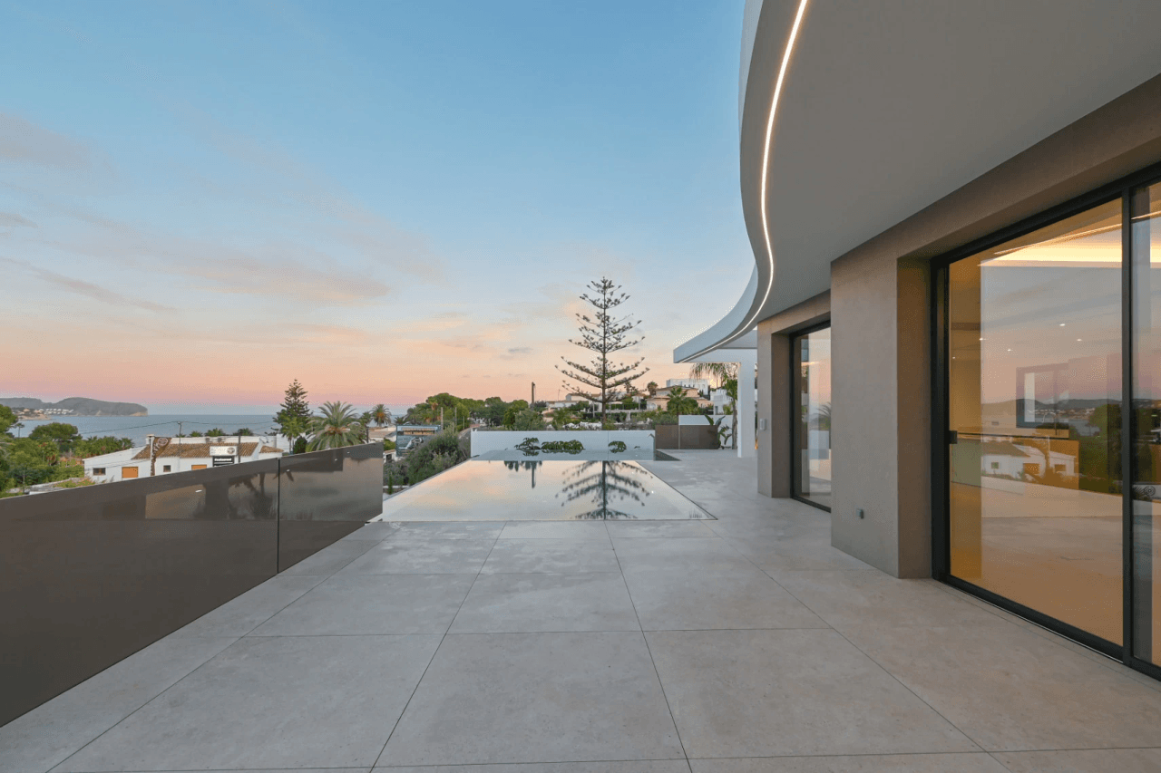 Villa de lujo a un paso del mar
