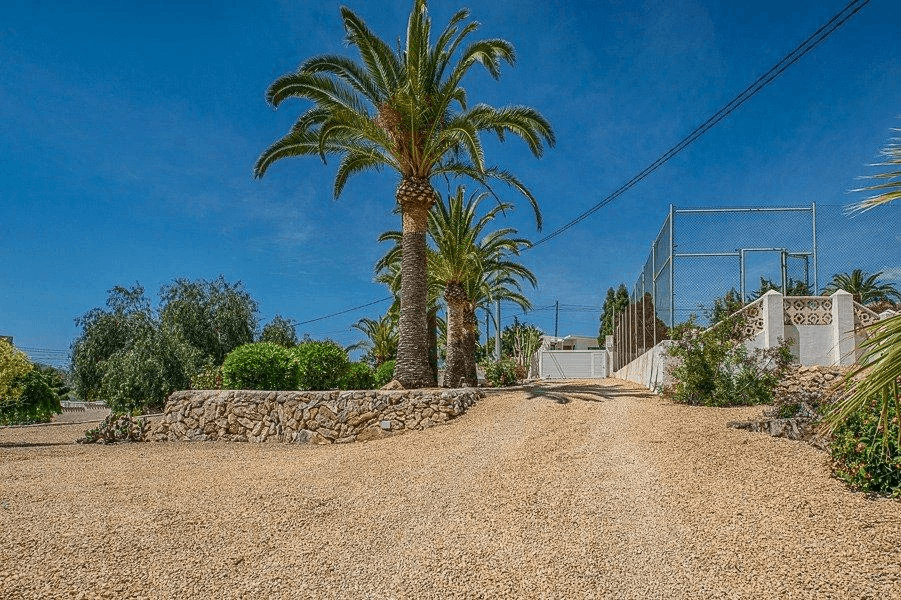 Espaciosa villa moderna con vistas al mar cerca de la costa de Altea