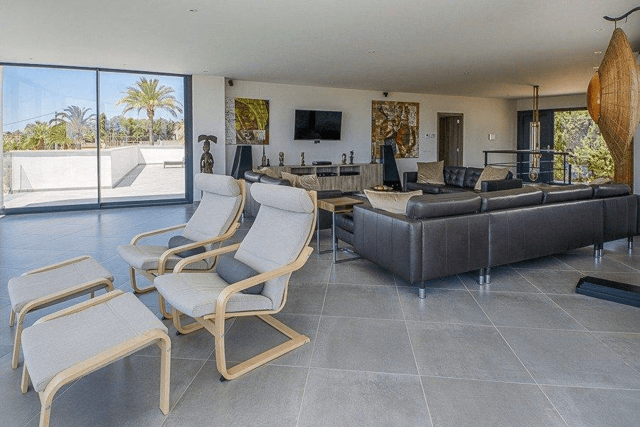Espaciosa villa moderna con vistas al mar cerca de la costa de Altea