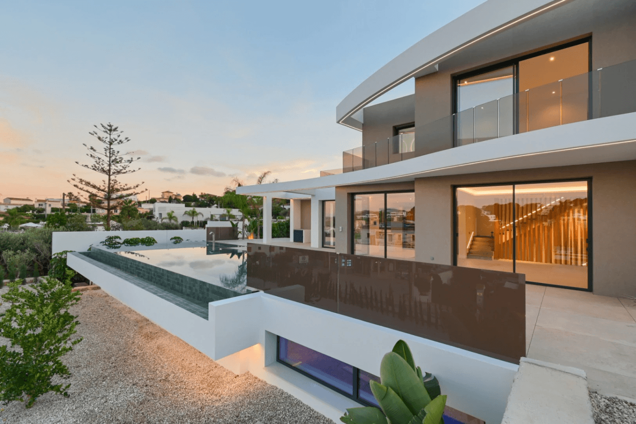 Villa de lujo a un paso del mar