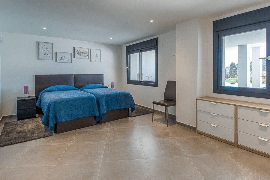 Espaciosa villa moderna con vistas al mar cerca de la costa de Altea