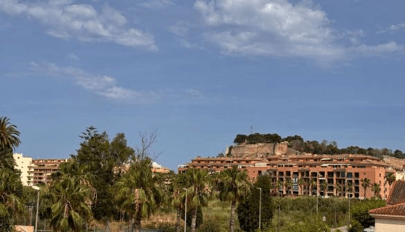 Encantador apartamento en venta en zona privilegiada de Dénia