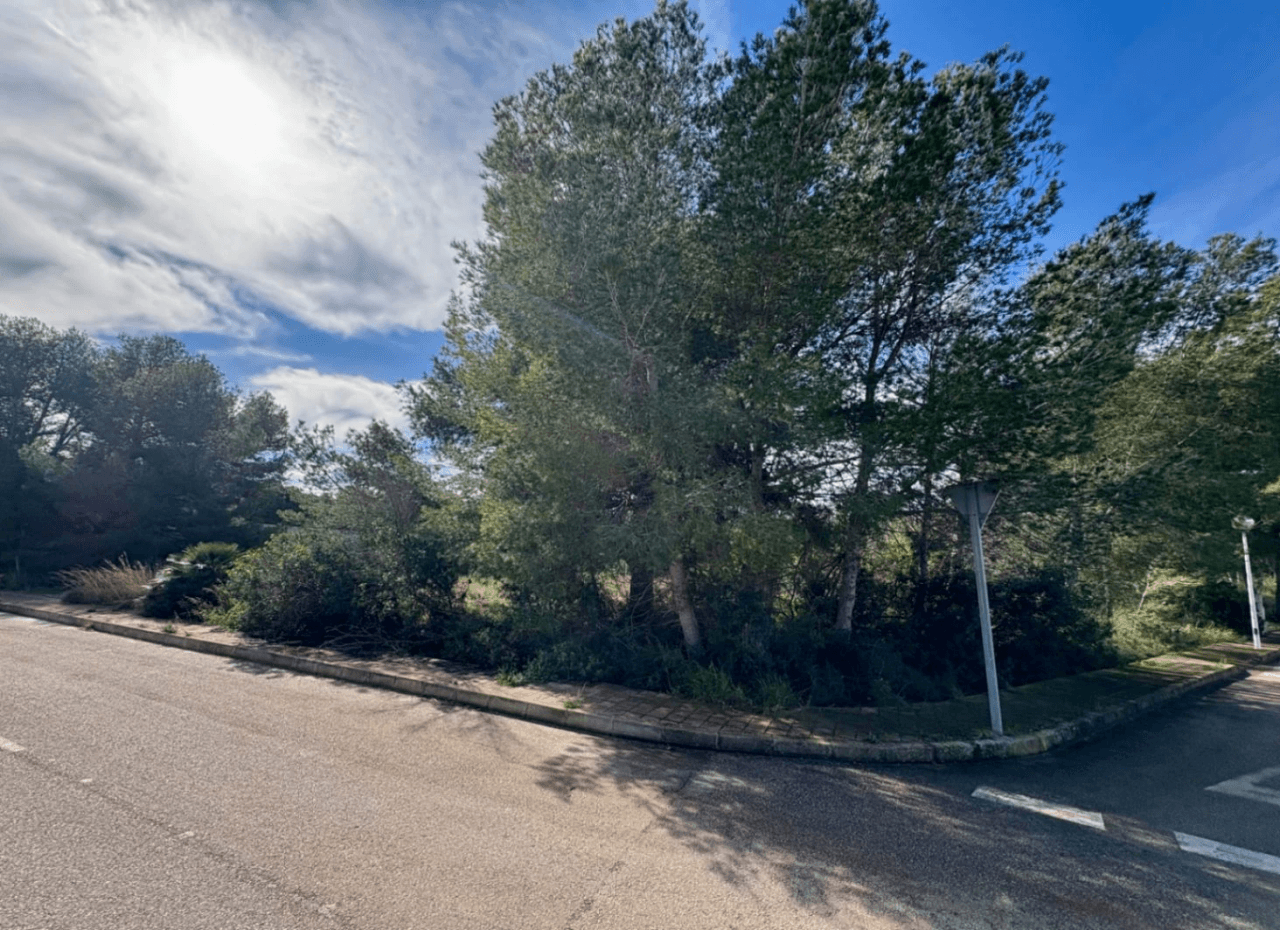 Parcela en una zona privilegiada de Jávea