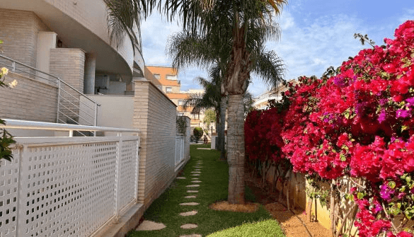 Encantador apartamento en venta en zona privilegiada de Dénia