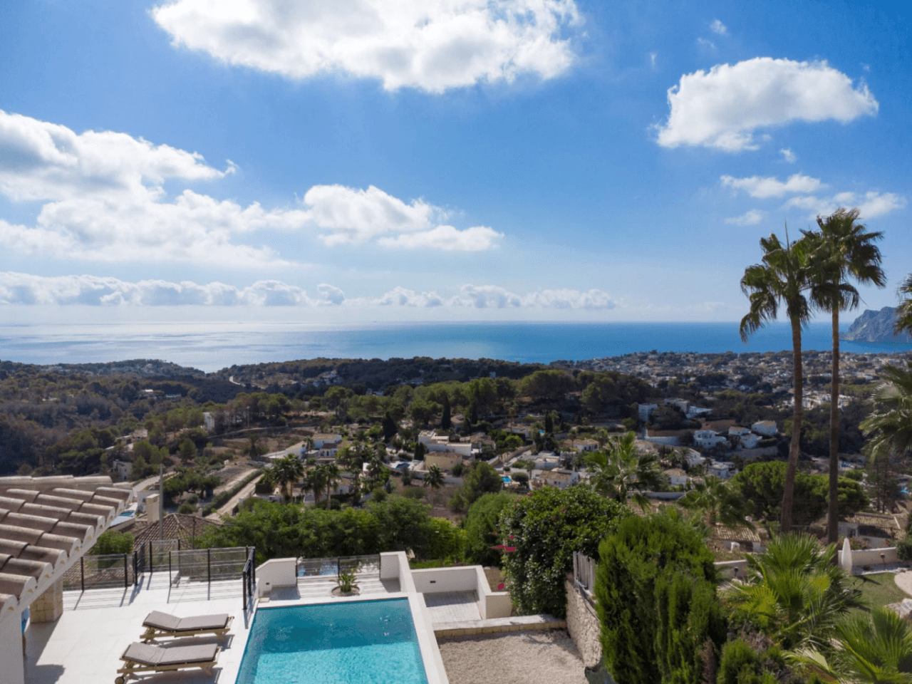 Villa de lujo con vistas panoramicas al mar