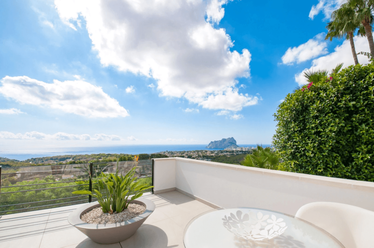 Villa de lujo con vistas panoramicas al mar