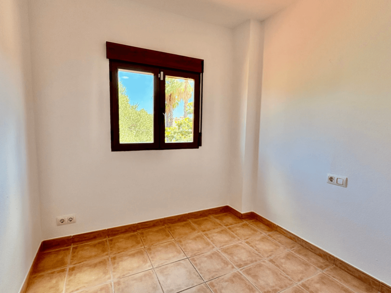 Adosado duplex con terraza privada a poca distancia del la playa