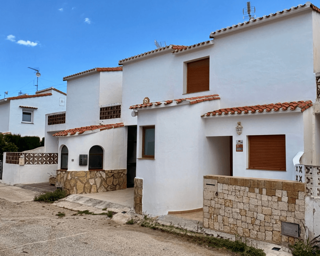 Adosado duplex con terraza privada a poca distancia del la playa