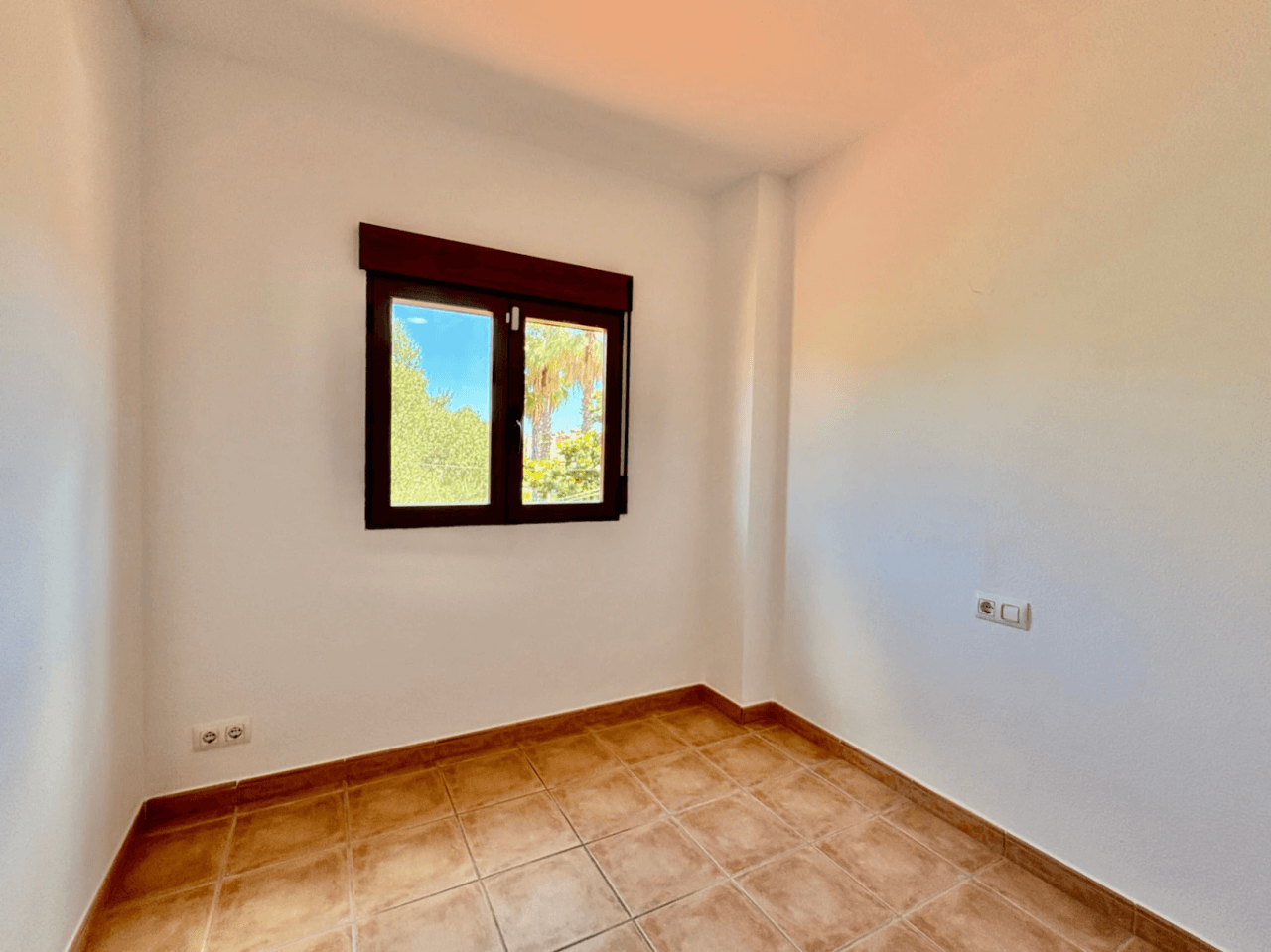 Adosado duplex con terraza privada a poca distancia del la playa