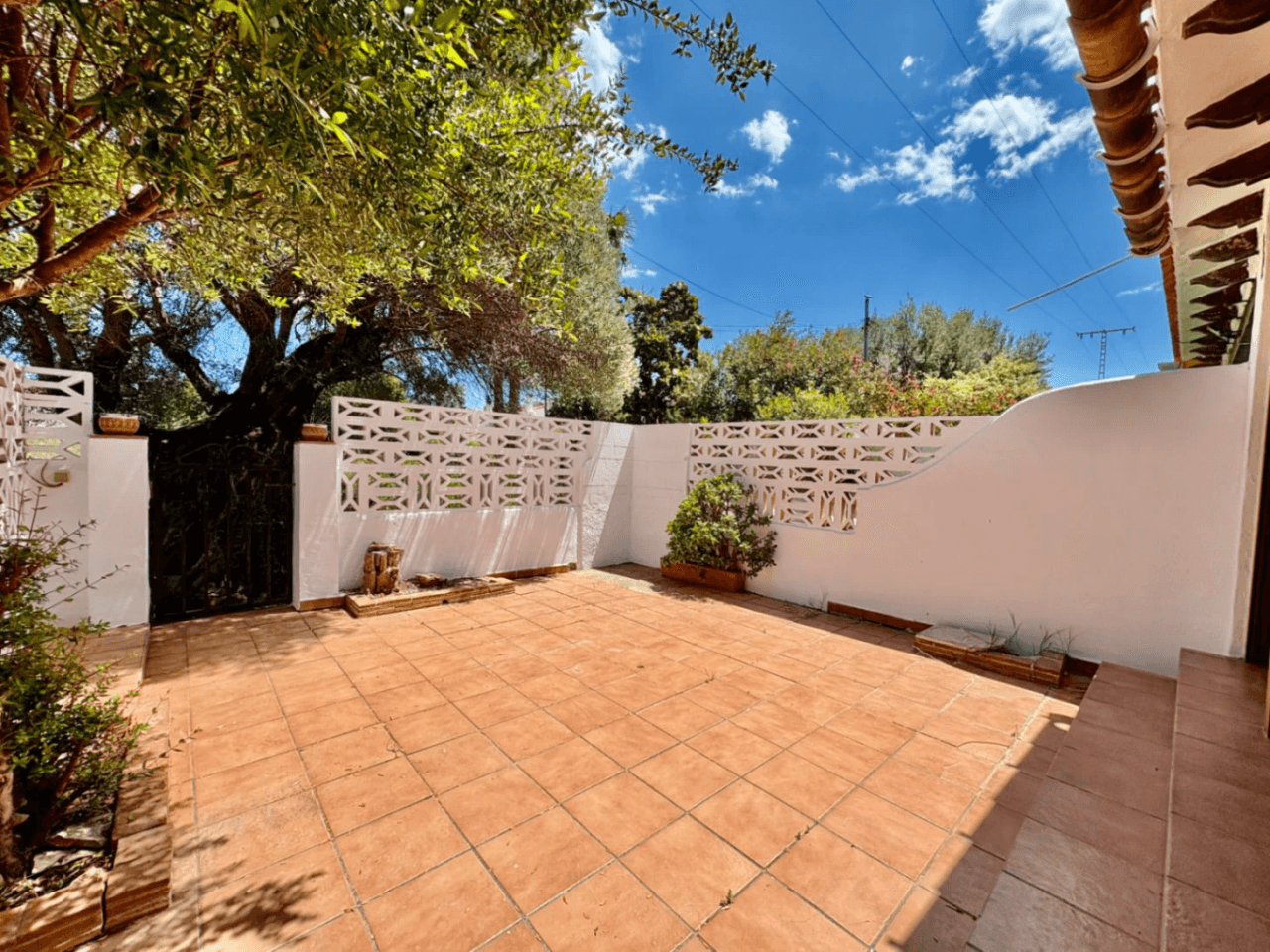 Adosado duplex con terraza privada a poca distancia del la playa