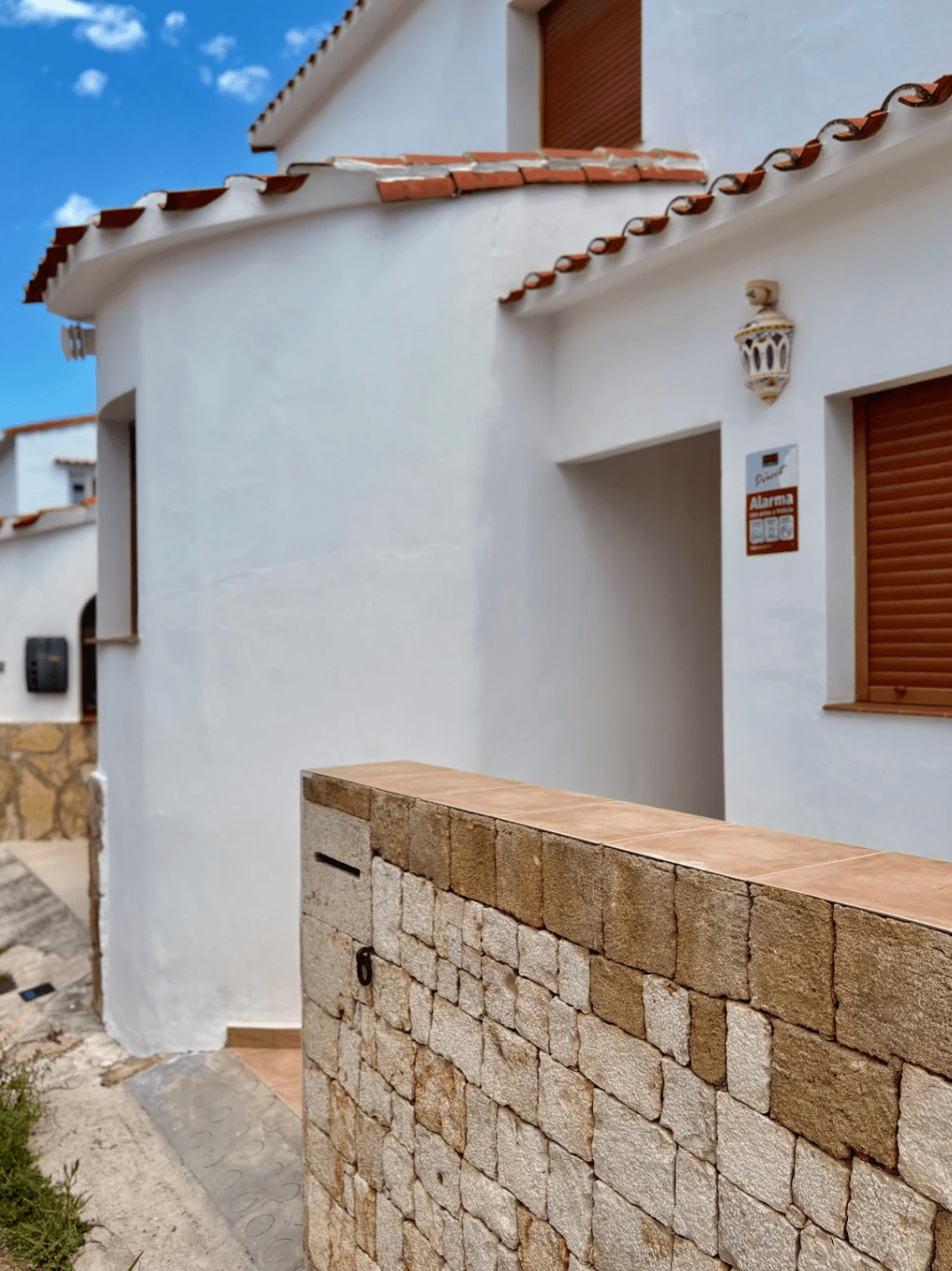Adosado duplex con terraza privada a poca distancia del la playa