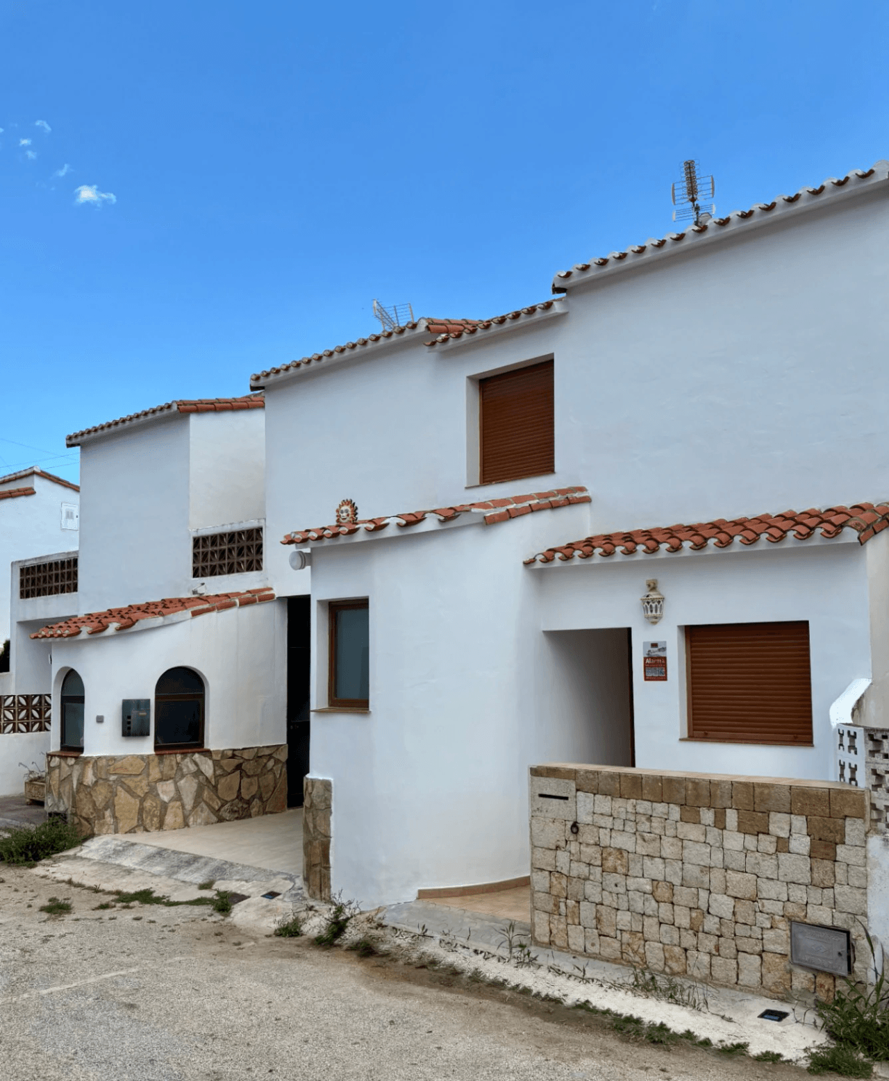 Adosado duplex con terraza privada a poca distancia del la playa