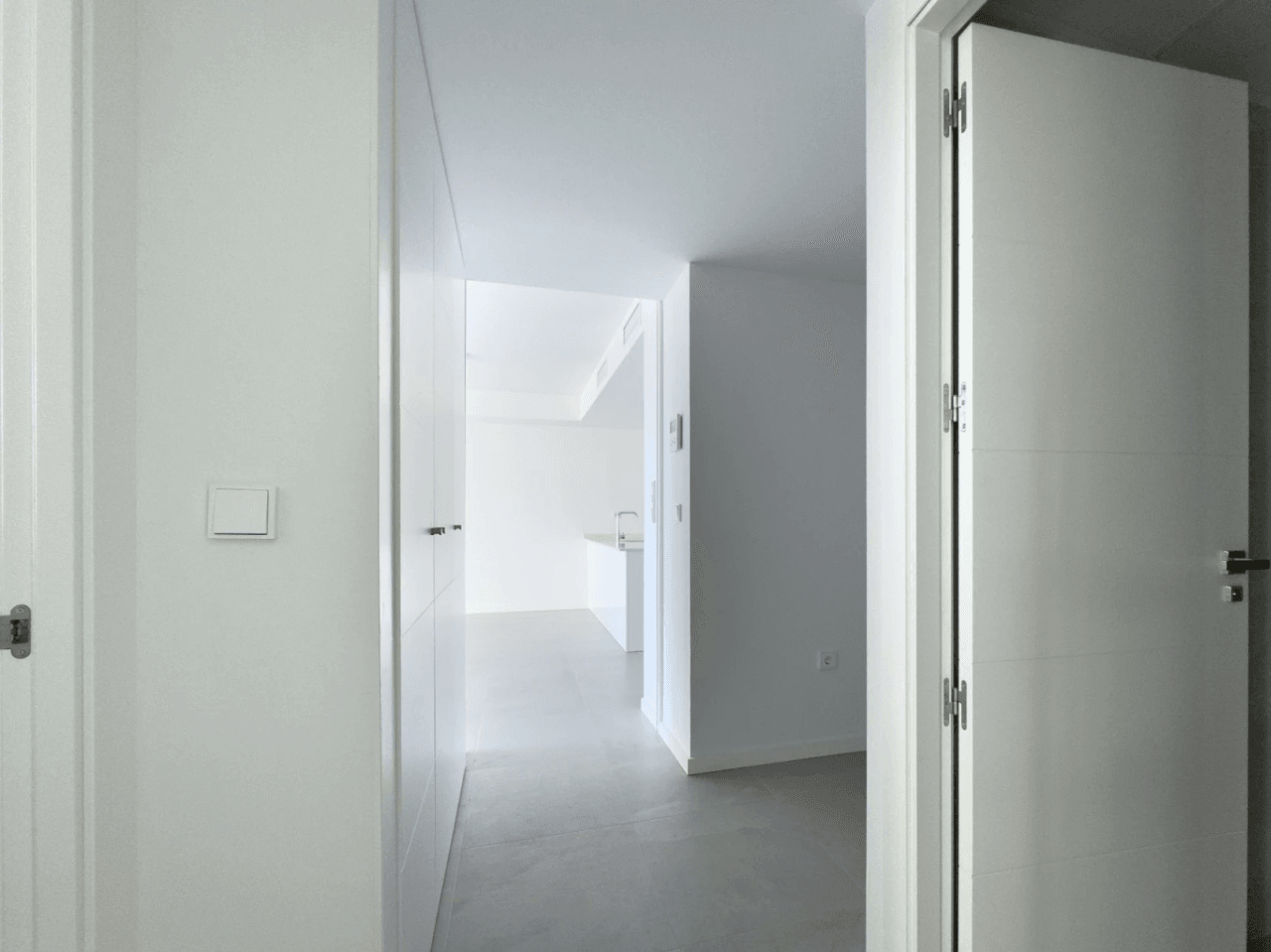 Apartamento moderno recién construido con vistas al mar