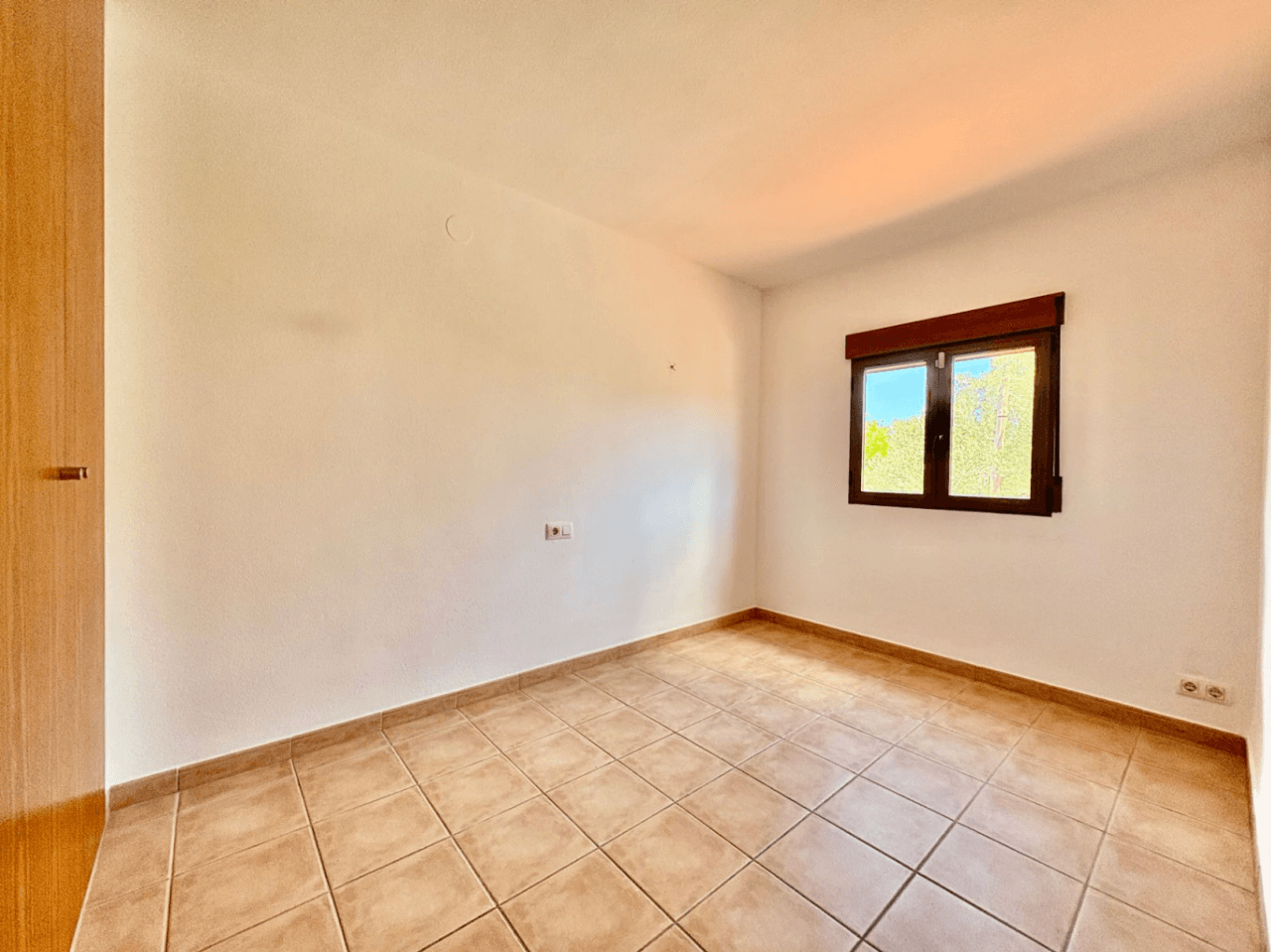 Adosado duplex con terraza privada a poca distancia del la playa