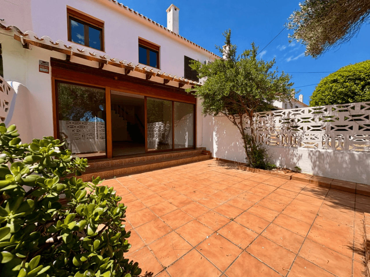Adosado duplex con terraza privada a poca distancia del la playa